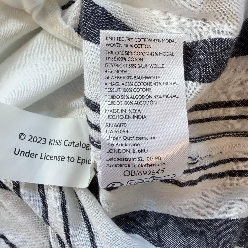 Pilcro Anthropologie KISS Graphic Band Babydoll Top Striped Flutter Sleeve M - Picture 8 of 8